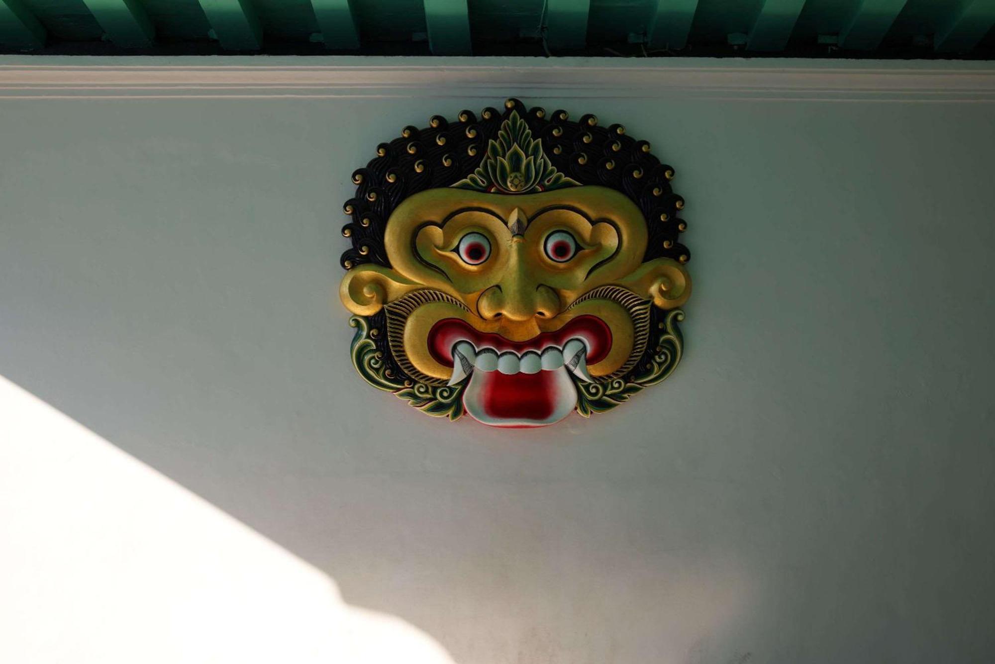 Отель Garrya Bianti Yogyakarta Слеман Экстерьер фото